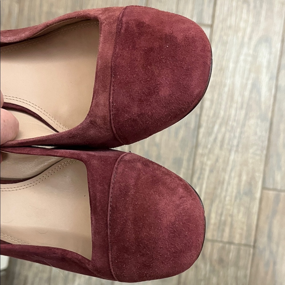 Tory Burch Evelyn Plum Maroon Suede Block Heels Size 9.5 M Shoes - Picture 13 of 14